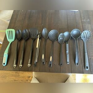 Cuisinart Kitchenaid and Other Brands Cooking Utensil Collection